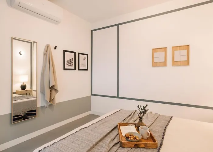 Alvor - 2 Bedrooms And Terrace In Santo Antonio شقة Lisboa