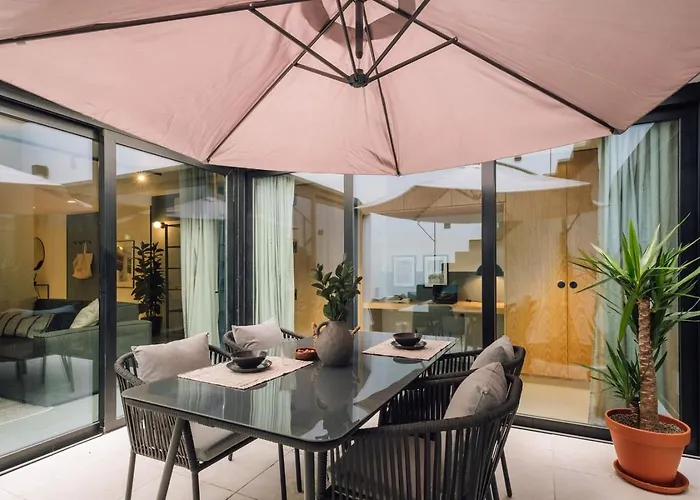 شقة Alvor - 2 Bedrooms And Terrace In Santo Antonio Lisboa