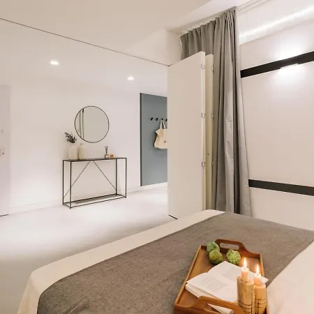 Alvor - 2 Bedrooms And Terrace In Santo Antonio Lisboa