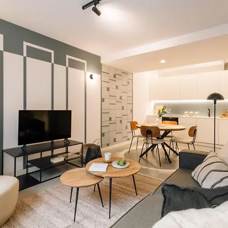 Alvor - 2 Bedrooms And Terrace In Santo Antonio Lisboa